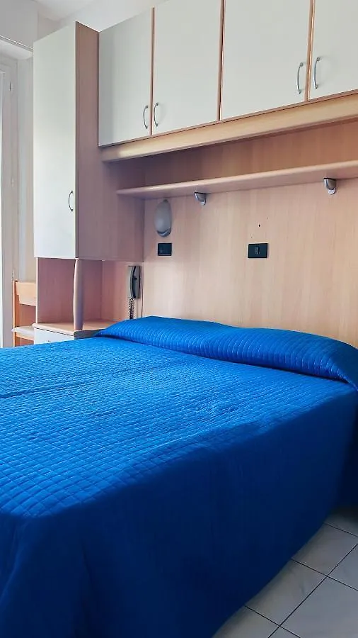 Hotel Sorriso Cattolica 3*,