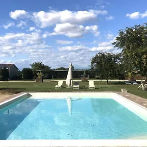 https://la-foresteria-di-borgogelsi-apartments.hotelinveneto.com